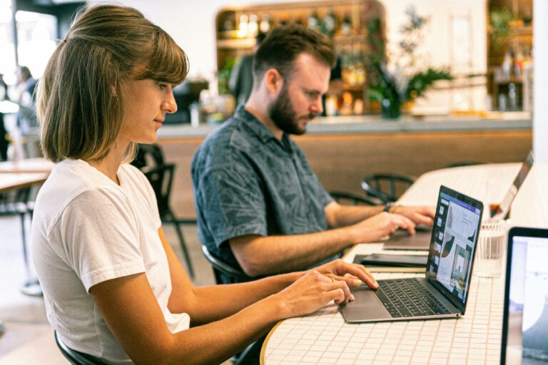 L’Importance de la Communication Web pour les Professionnels en 2025