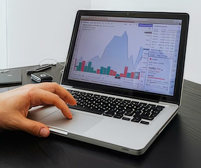SEO et SEA : comment développer durablement votre visibilité en ligne
